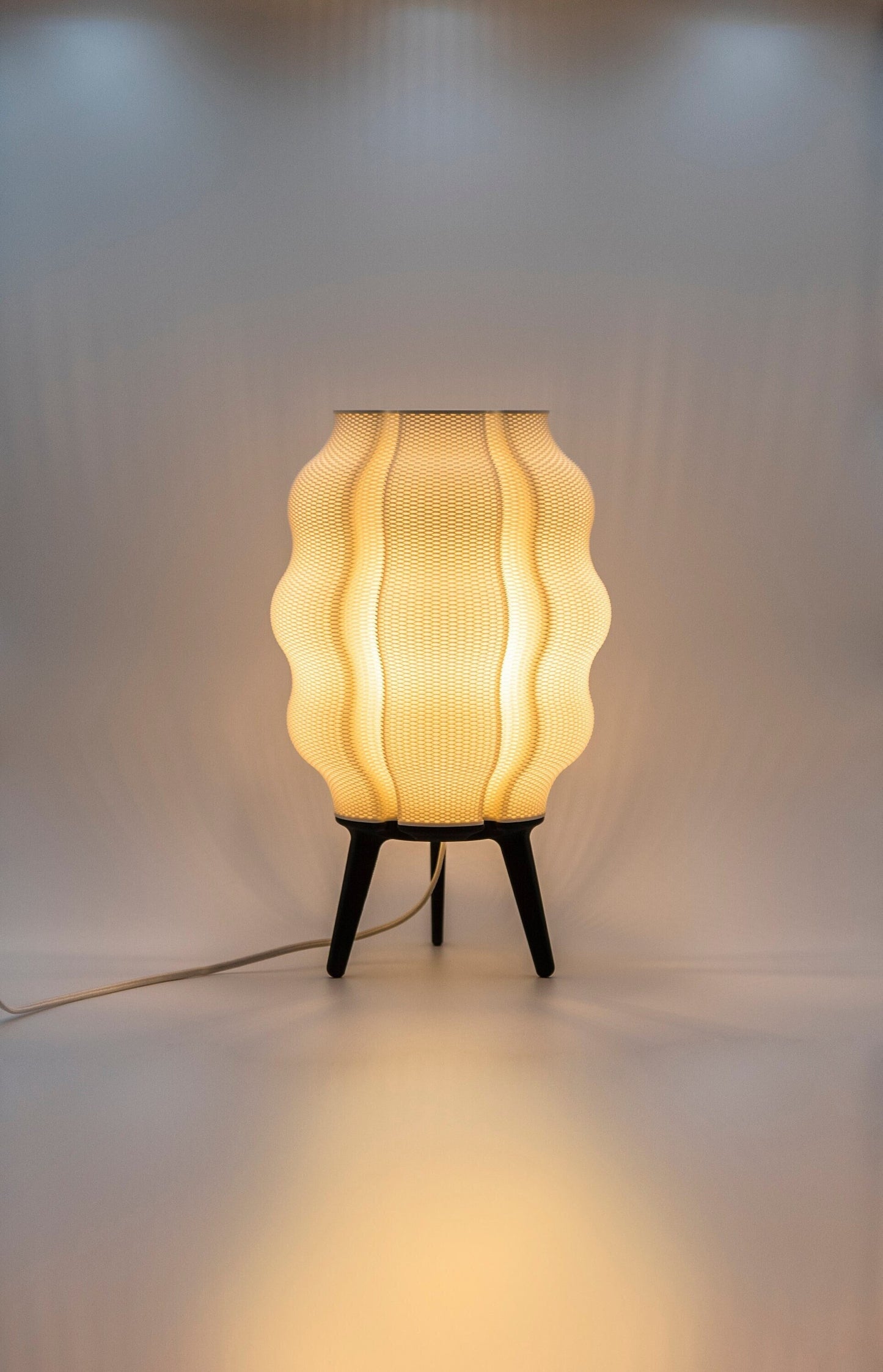 Lattice Table Lamp