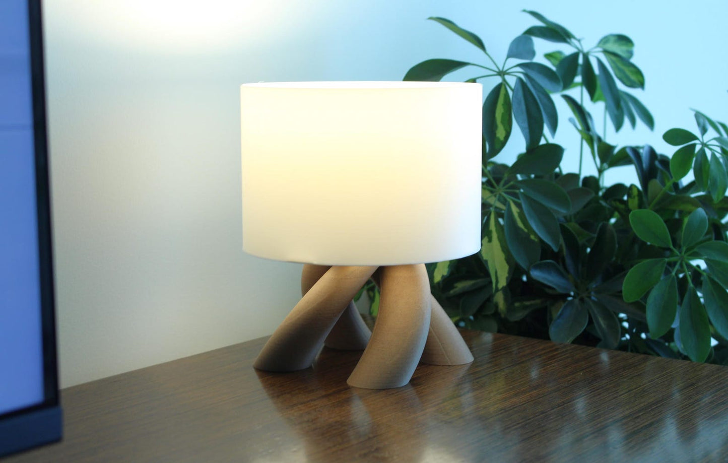 Modern Root Lamp