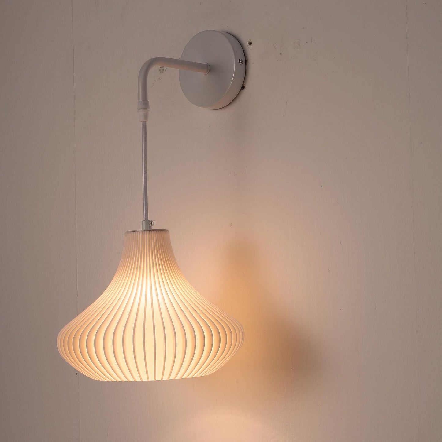 Japanese Wall Hanging Lamp