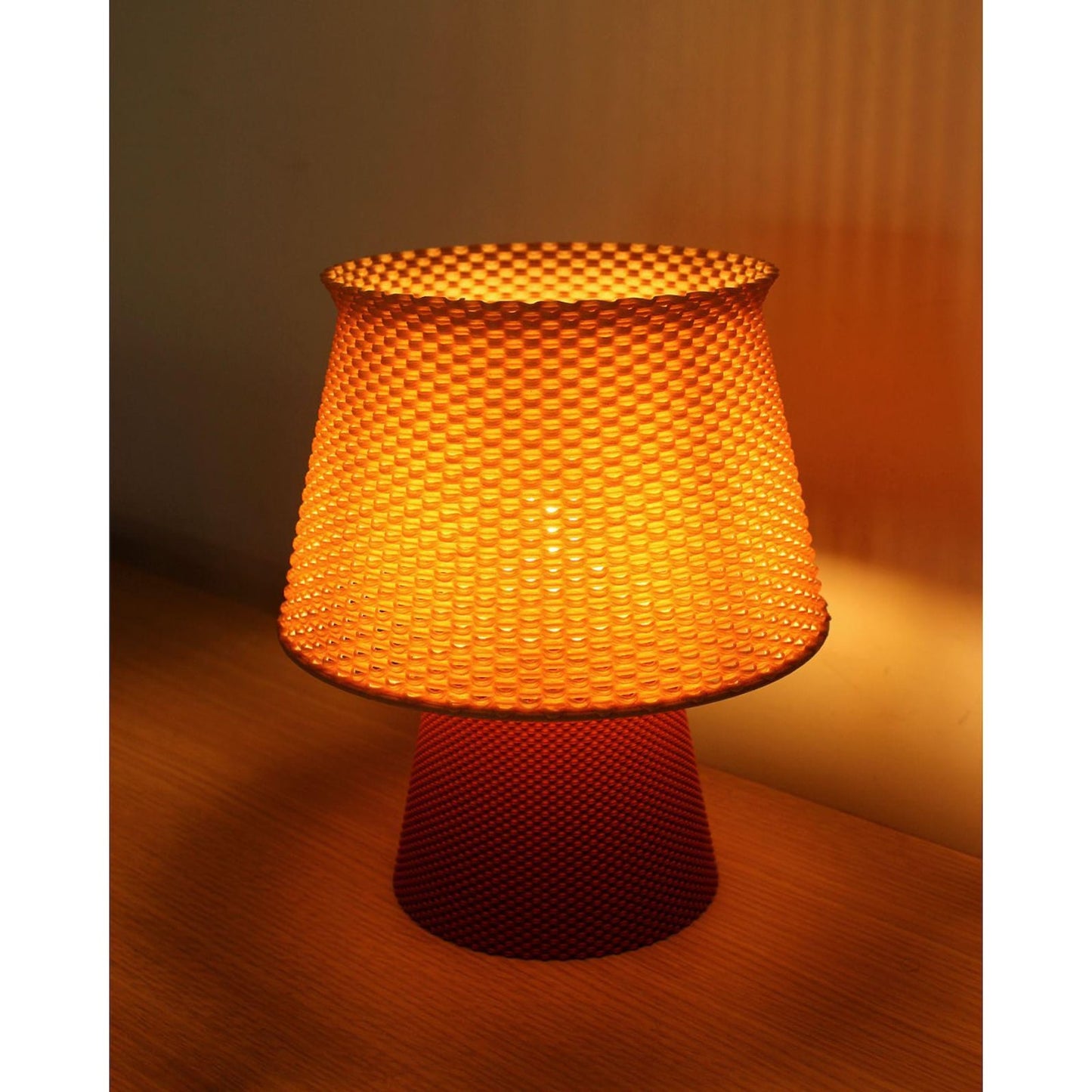 Retro Table Lamp