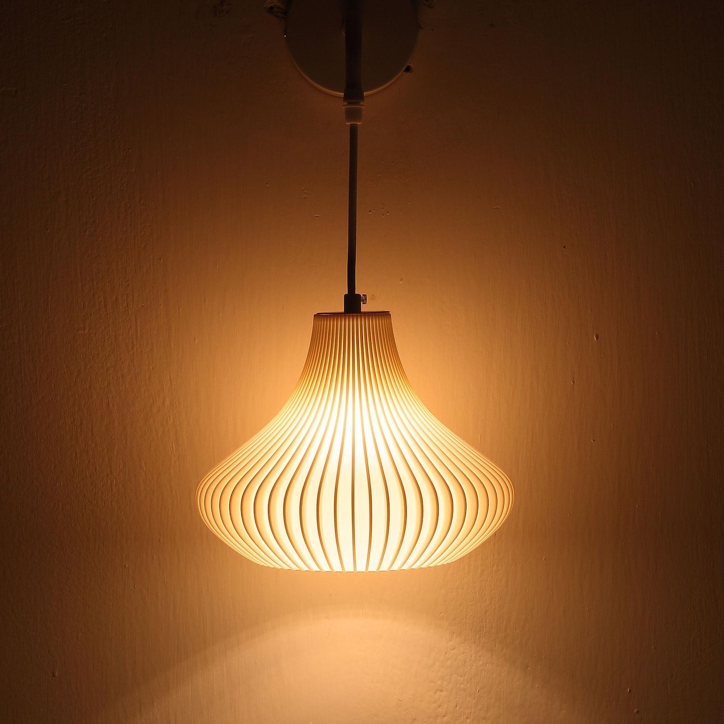 Japanese Wall Hanging Lamp