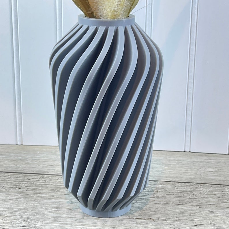 Modern Swirl Vase