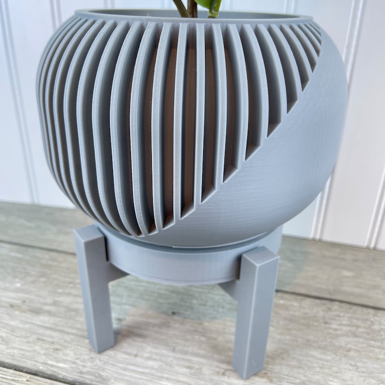 Narvo Planter Pot